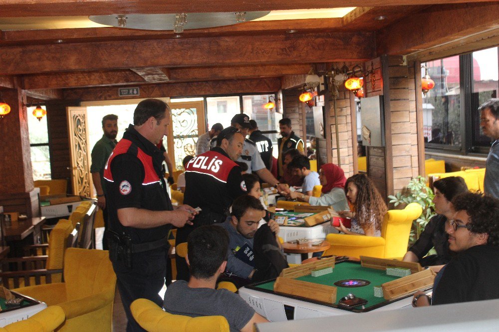 Paü Çevresindeki Kafelerde Uyuşturucu Uygulaması