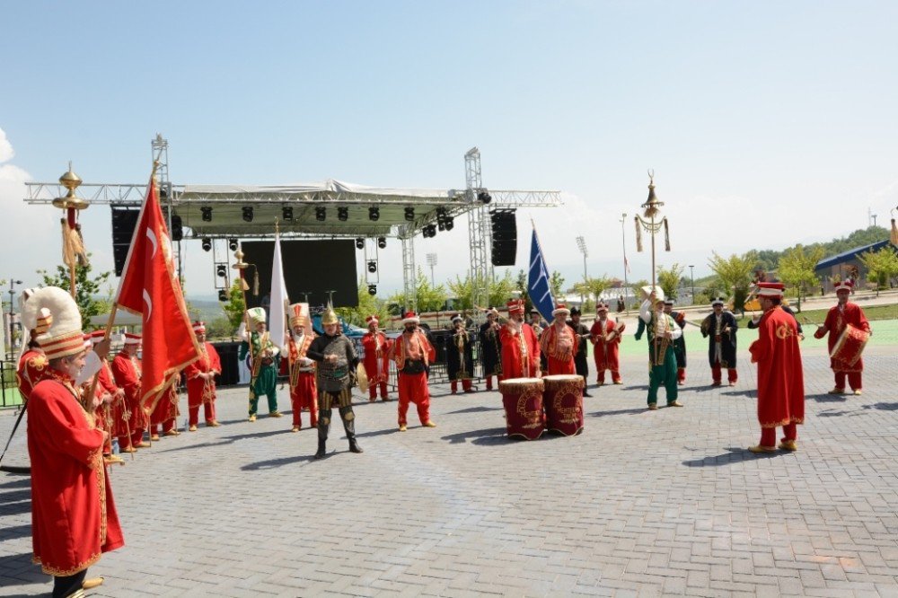 Düzce Üniversitesi Bilim Kültür Ve Sanat Günleri Sona Erdi