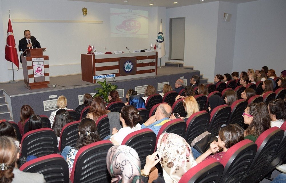 Esogü’de Dünya Ebeler Günü Etkinliği Düzenlendi