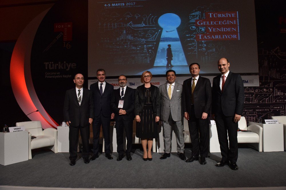 Forum İstanbul 2017 İkinci Gününde Önemli Konuşmacılarıyla Devam Ediyor