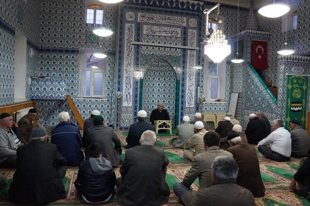 Kırka’da Sabah Namazı Buluşmaları Devam Edildi