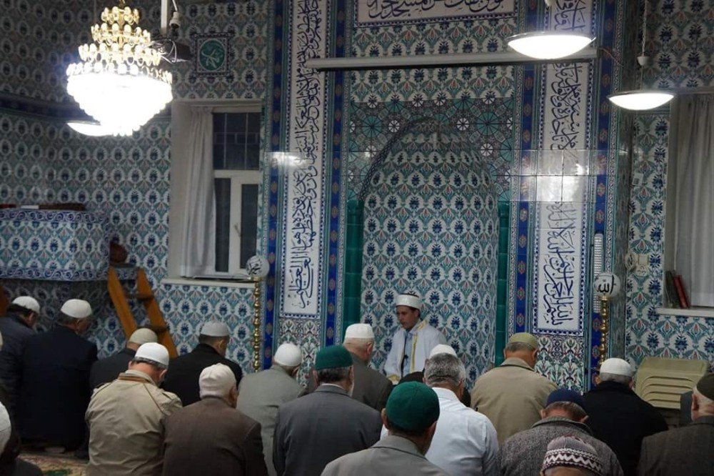 Kırka’da Sabah Namazı Buluşmaları Devam Edildi