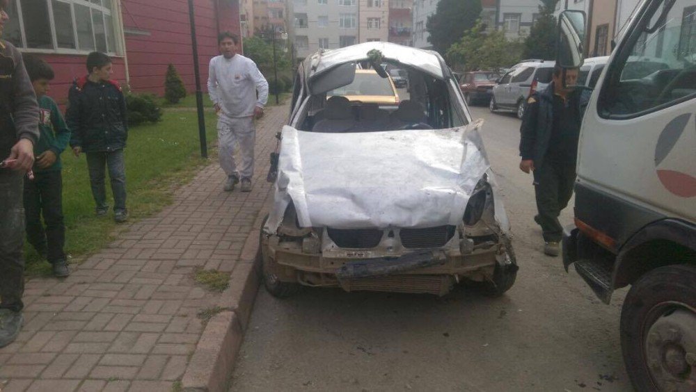 Ordu’da Kamyonet Uçuruma Yuvarlandı: 1 Ölü, 2 Yaralı