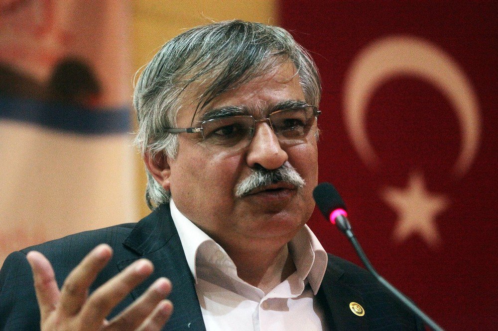 Eğitim Bir-sen Genel Başkan Vekili Selvi, Sendika Üyelerini Onore Etti