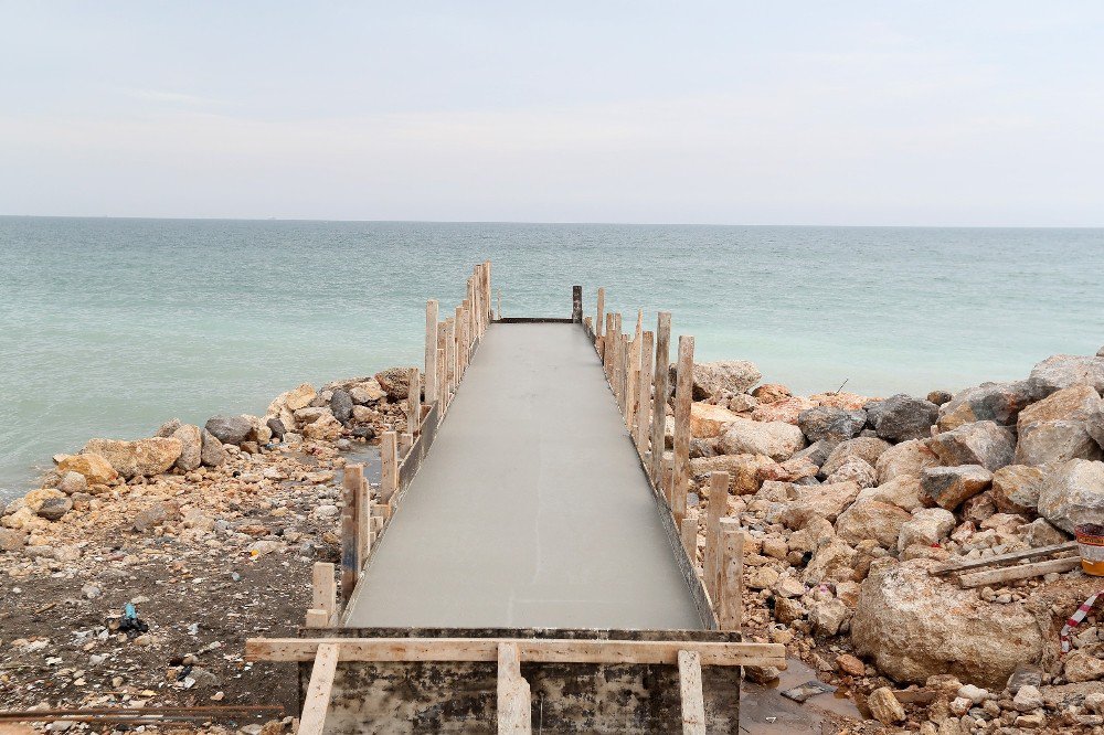 Mezitli Sahil Alanına Ödüllü Kentsel Tasarım Projesi