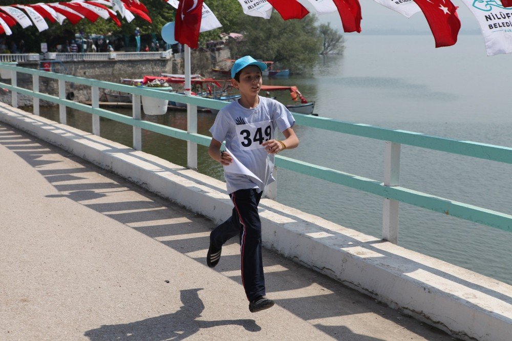 Spor Şenlikleri’nde Oryantiring Ve Model Uçak Heyecanı