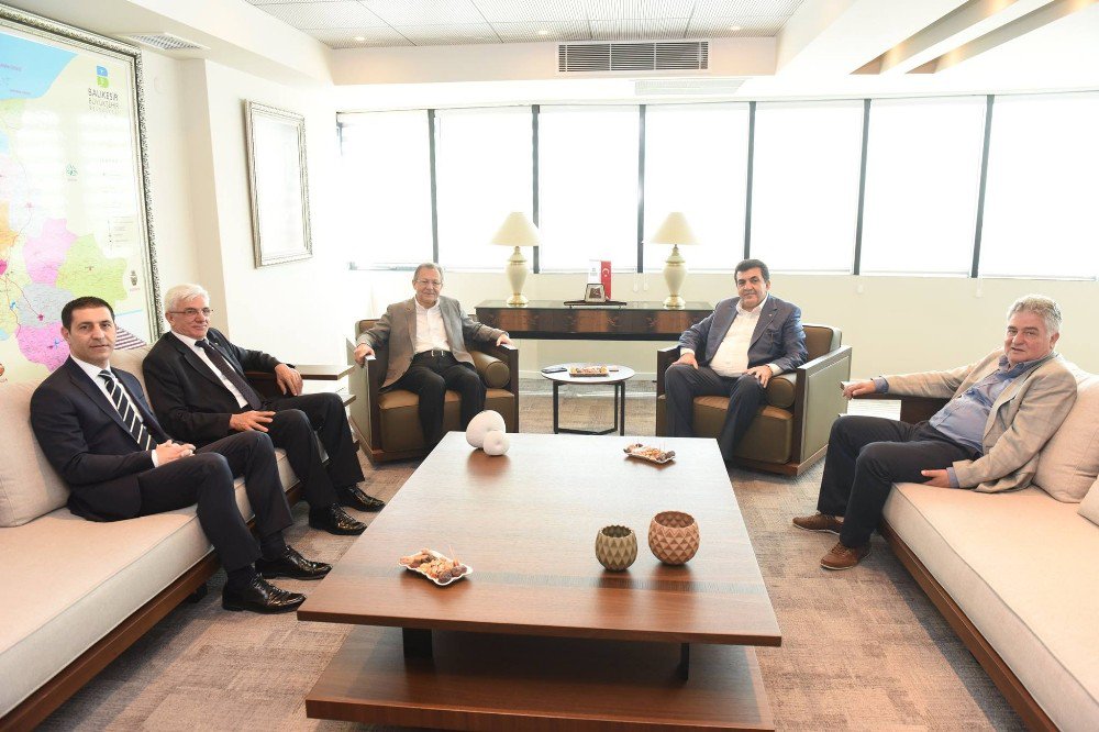 Rizeli İş Adamları Büyükşehir’de