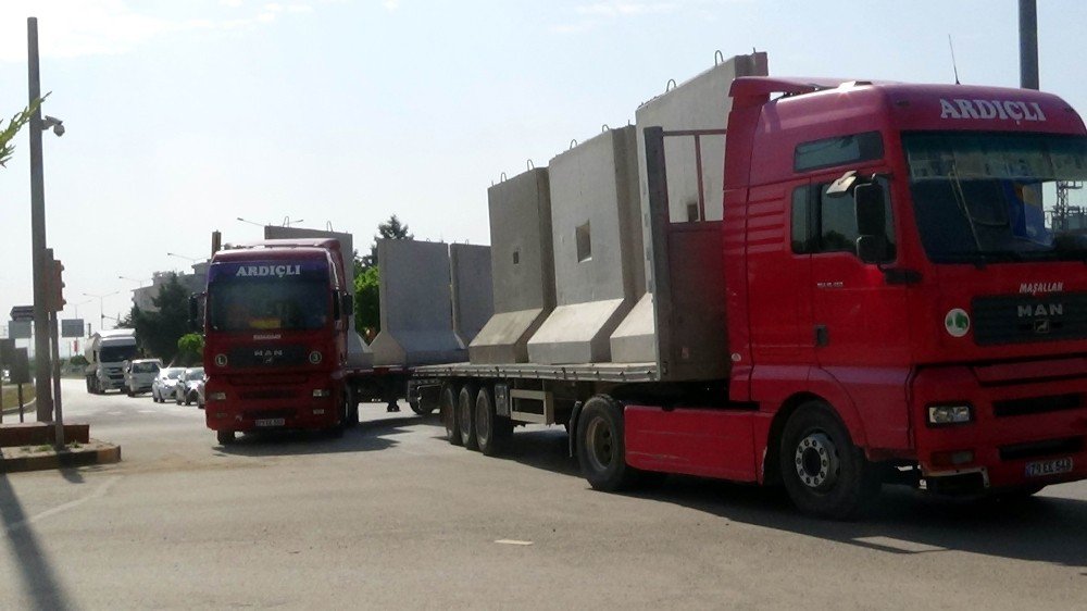 Sınırda Hareketlilik Sürüyor