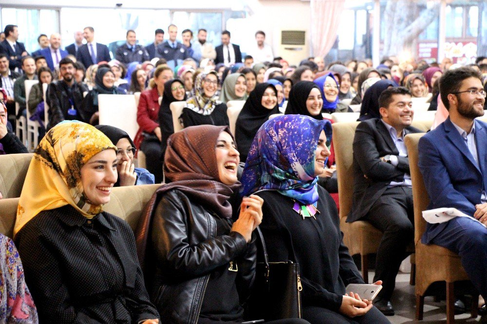 Develi, Samsunluları Ünlü Mamuller’le Güldürdü