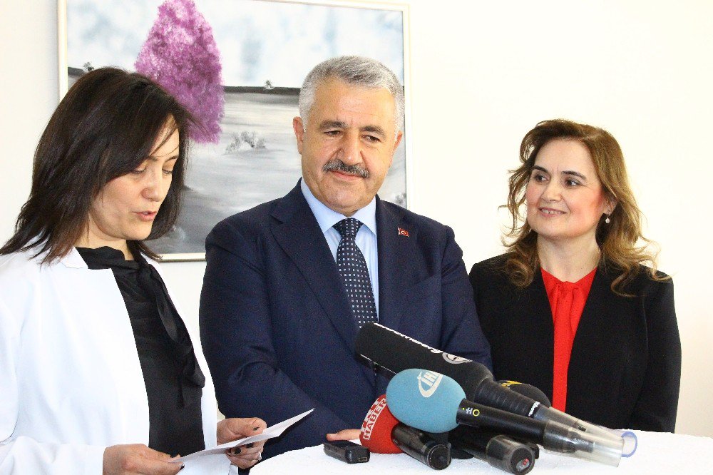 Bakan Arslan: "Kabine Değişikliği İçin Gerekenler Söylenildi"