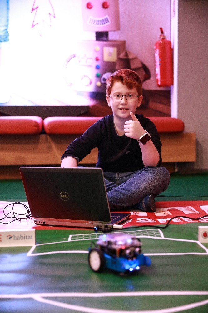 ’Yarını Kodlayanlar’ Projesinin 2017 Hedefi; 30 İl Ve 10 Bin Çocuk