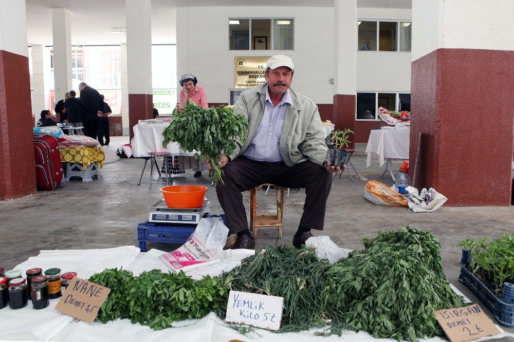 Yenimahalle’de ’El Emeği Ve Köylü Pazarı’ Açıldı