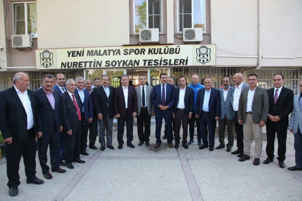 Bakan Tüfenkci’den Yeni Malatyaspor’a Moral Ziyareti