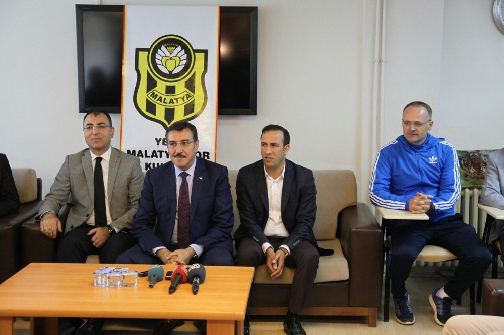 Bakan Tüfenkci’den Yeni Malatyaspor’a Moral Ziyareti