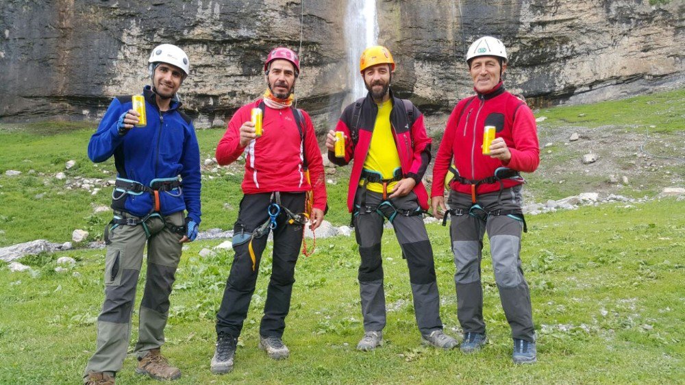 Hakkarili Dağcılar Sümbül Dağı’na Tırmanış İçin Hazırlanıyor