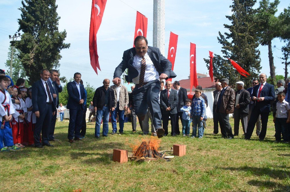 Hıdırellez Mahallesi’nde "Hıdırellez Şenliği"