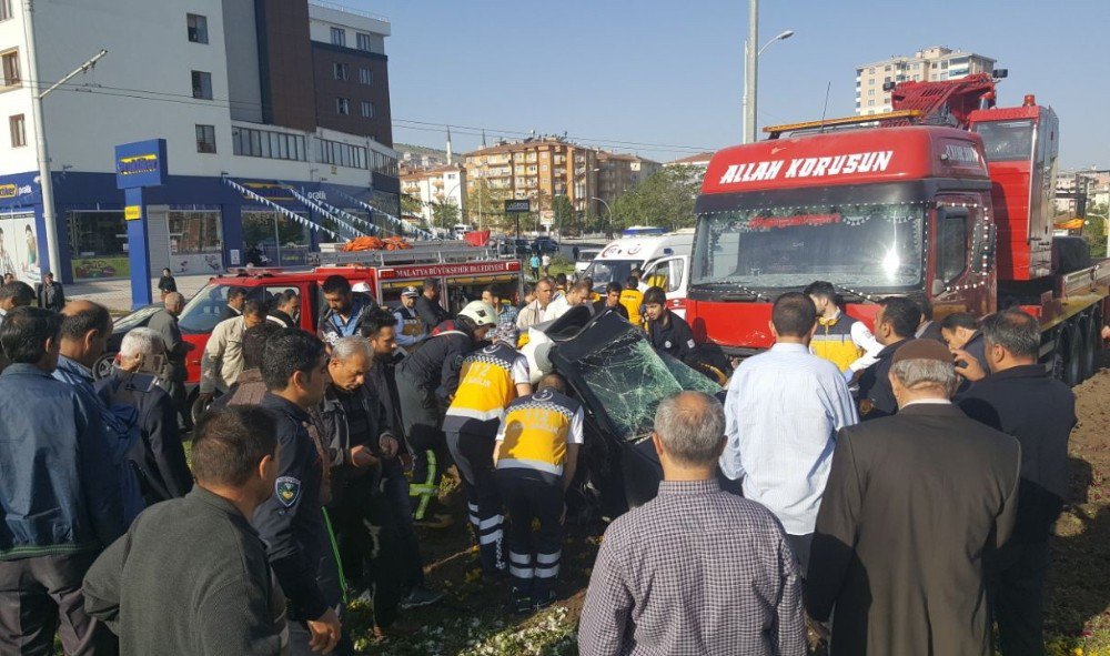 Malatya’da Trafik Kazası: 1 Ölü 2 Yaralı