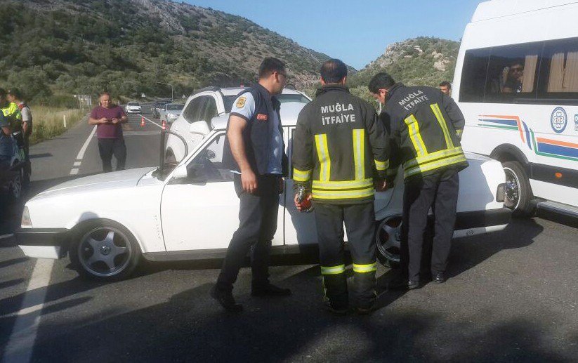 Milas’ta Trafik Kazası; 1 Yaralı