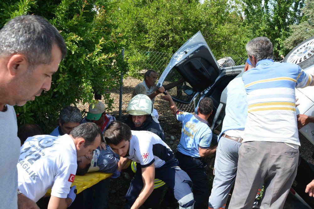 Ortaca’da Takla Atan Otomobilin Sürücüsü Yaralandı