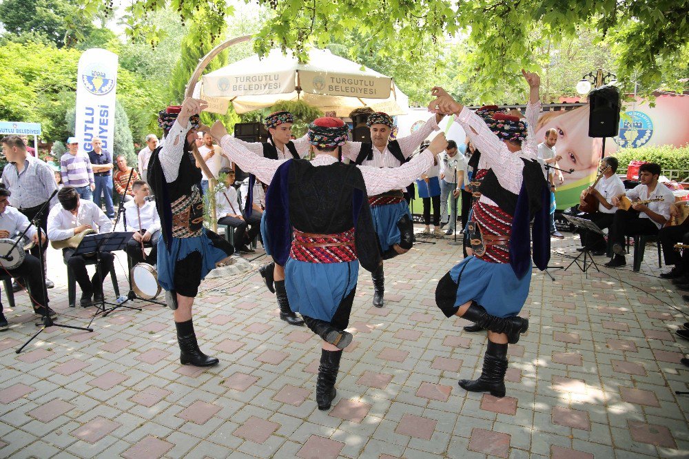 Tohumlar Gelecek Nesil İçin El Değiştirdi