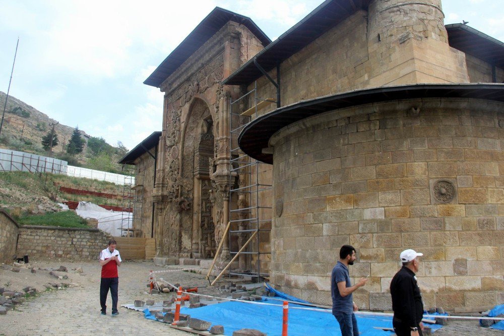 Divriği Ulu Cami’nin Restorasyonu 2021 Yılında Tamamlanacak