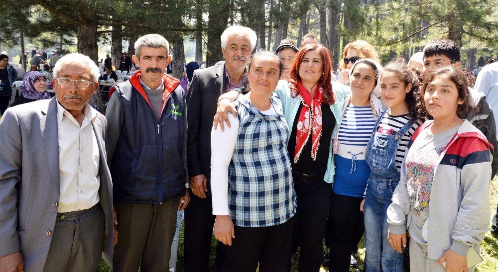 Çerçioğlu, Sarıcaovalıları Yalnız Bırakmadı