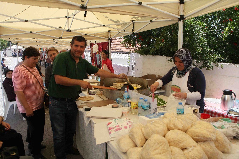 Bayraklı’da Gözleme-ayran Şenliği