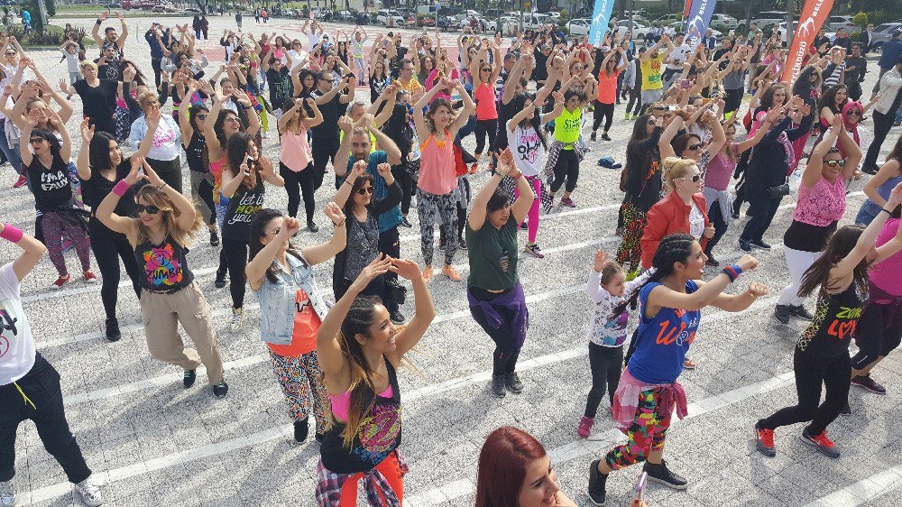 Beylikdüzü Zumba Festivali Başladı