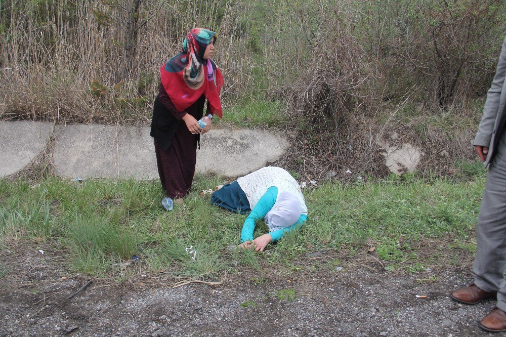 Düğünden Dönen Aile Kaza Yaptı: 1 Ölü, 6 Yaralı