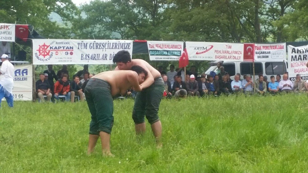 Halilağa Köyü 3. Yağlı Pehlivan Güreşleri Yapıldı