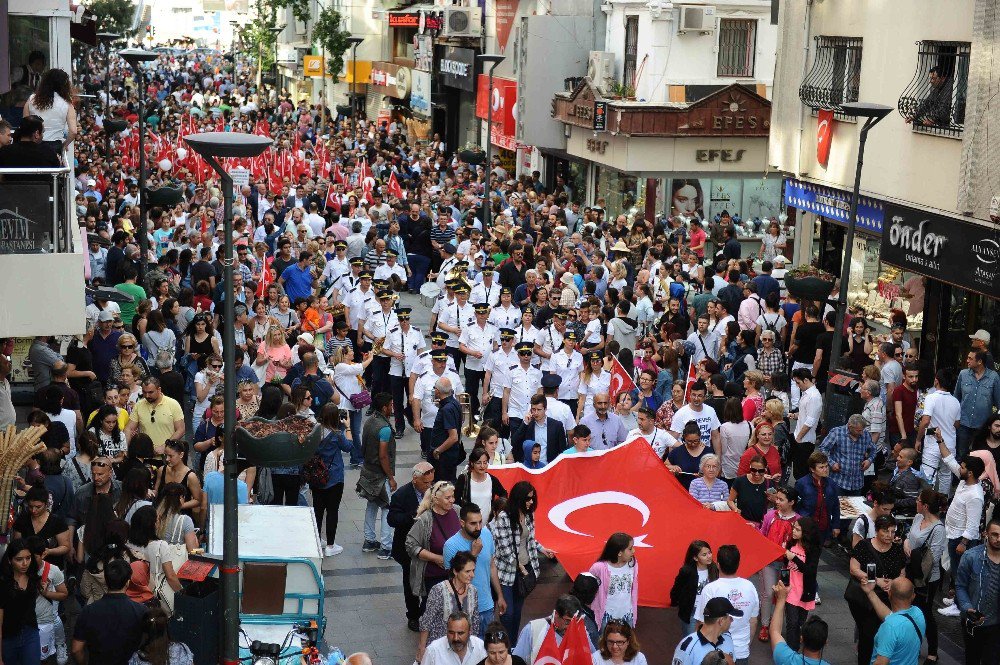 Karşıyaka’da Hıdırellez Coşkusu