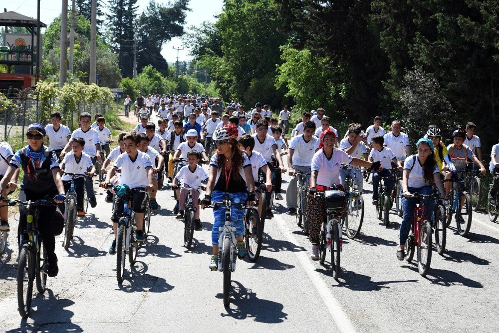 Antalya’da “Köyüm Bisiklete Biniyor” Etkinliği