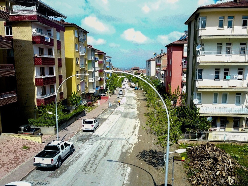 İnderesi Caddesi Yenileniyor