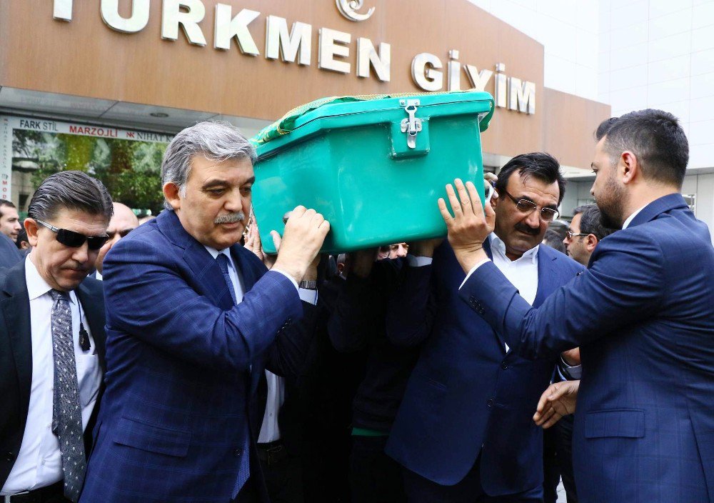 Ahmet Hamdi Gül’ün Cenazesi Camiye Getirildi