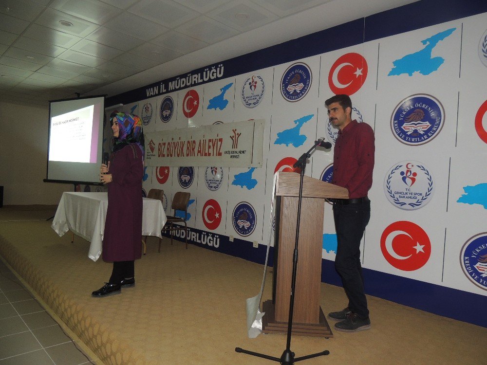 Erciş’te ‘Adı Aşk Olsun’ Semineri