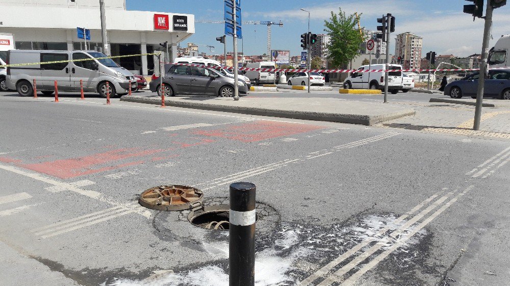 Yeraltı Kabloları Patladı, Vatandaş Paniğe Kapıldı