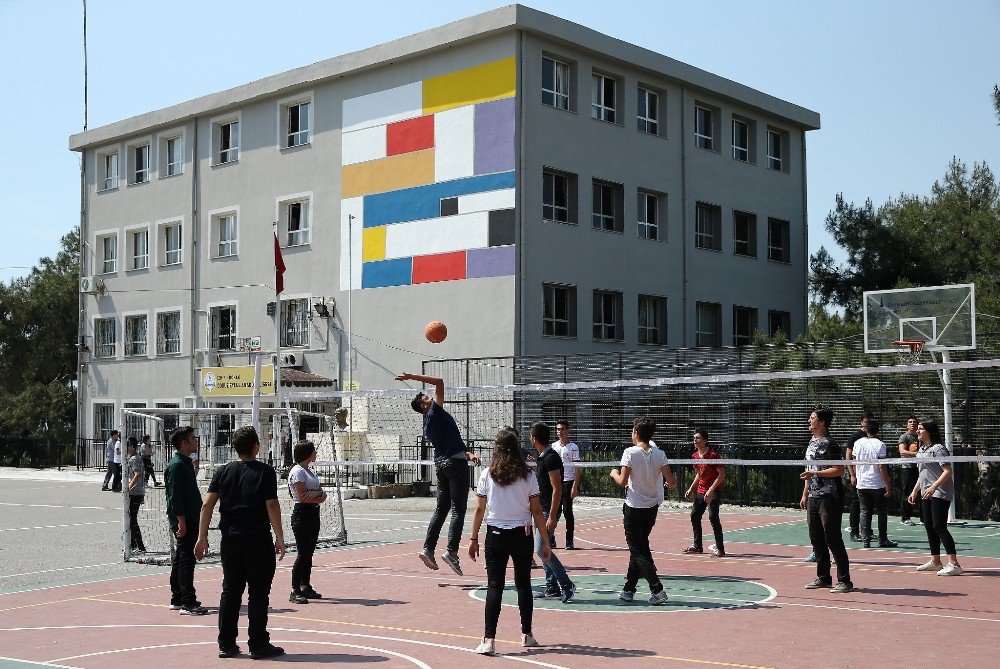 Konak’ta Okullara Ücretsiz Bakım