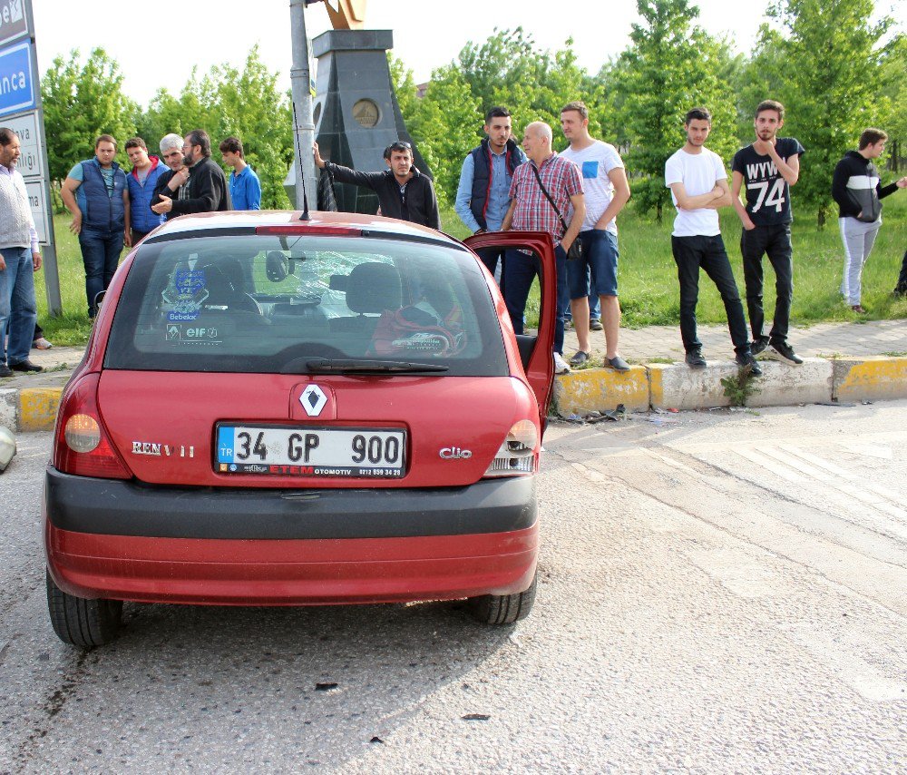 Kocaeli’de Trafik Kazası: 1’i Çocuk 6 Yaralı