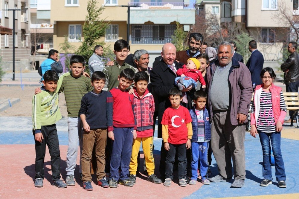 Kocasinan Belediyesi Çocuklar İçin Teknoloji Parkı Yapıyor