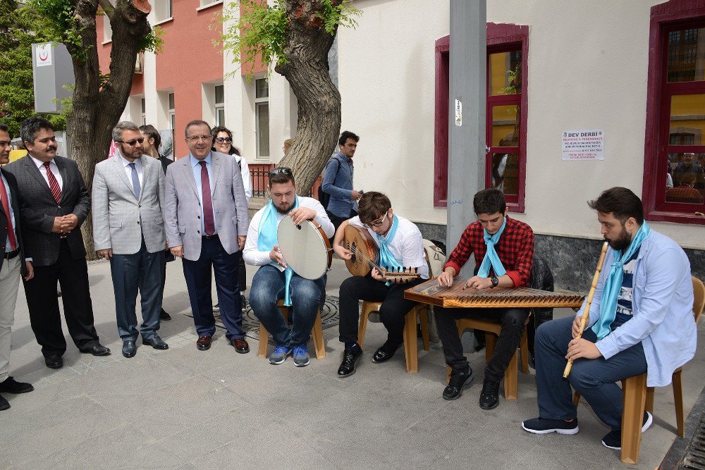 Konya’da Sokakta Sanat Günleri Başladı