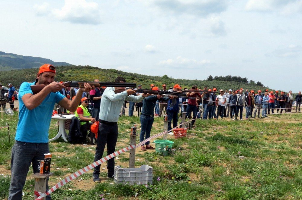 Avcılar Silahları Şükrü Çavuş İçin Ateşledi