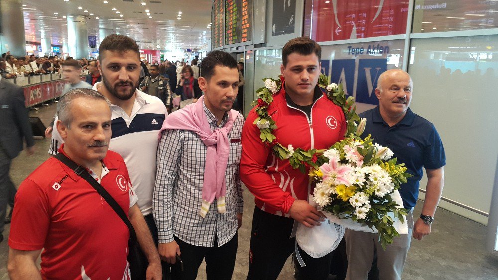 Tgf Başkanı Musa Aydın: "Avrupa’ya İstiklal Marşımızı Ezberlettik"