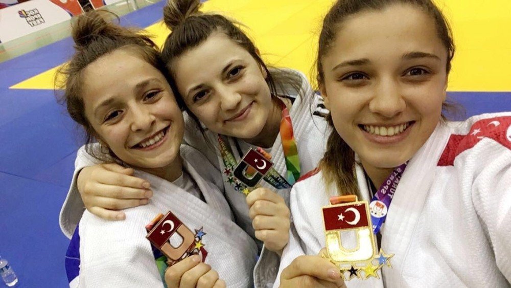 Judo Takımı Adana’dan Madalyayla Döndü