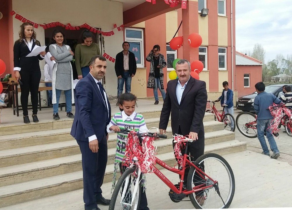 Van’da ’Okuma Bayramı’ Etkinliği