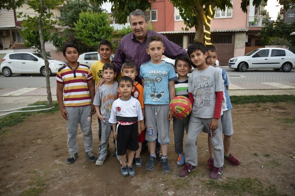 Yunusemre Belediyesinden Lavanta Park’a Spor Alanı