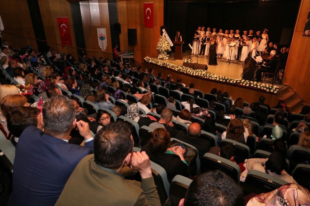 İlkadım’ın Minik Yıldızlarından Coşkulu Konser