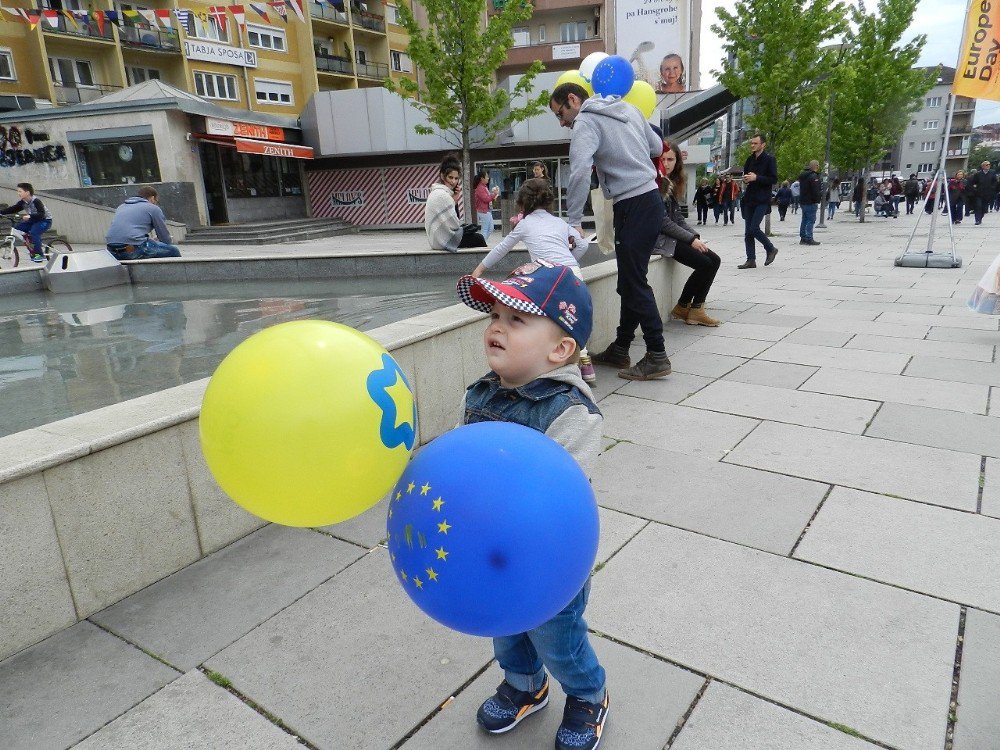 Kosova’da Avrupa Günü Kutlamaları