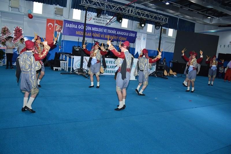 Sabiha Gökçen Mesleki Ve Teknik Anadolu Lisesi’nde Mezunlar Günü Ve Mezuniyet Töreni Yapıldı