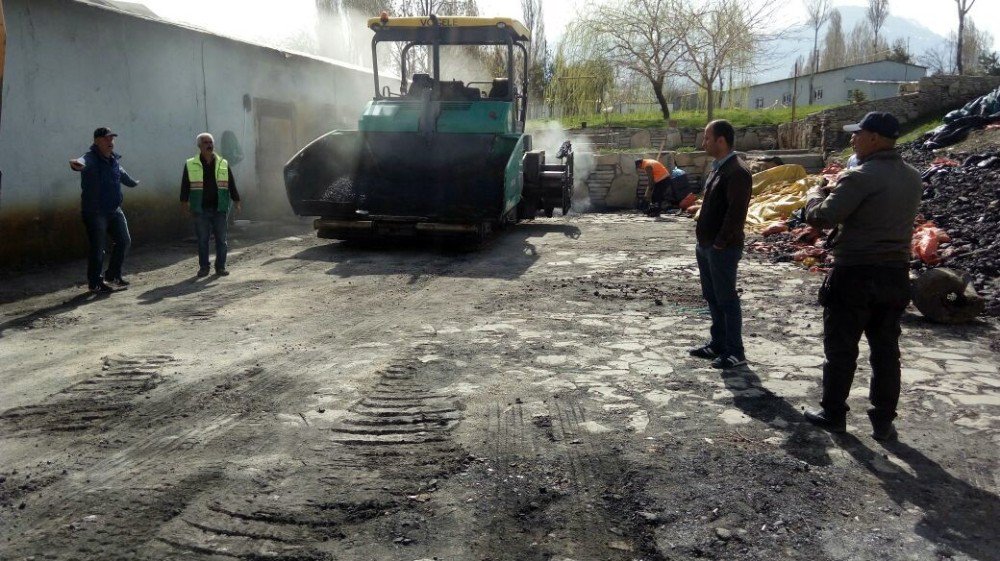 Van’da Yol Onarım Ve Kaldırım Yenileme Çalışması