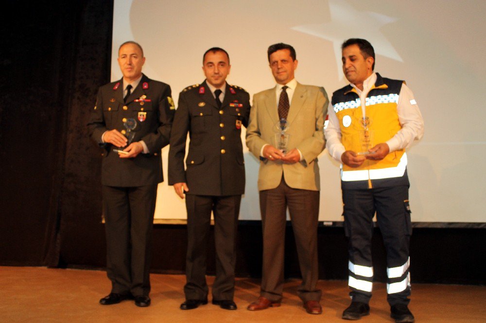 Yalova’da Yılın Sürücülerine Ödül